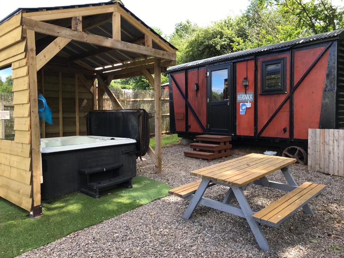 Ferienwohnung Luxury Cosy Carriage With Electric Private Hot Tub Hereford Exterior foto